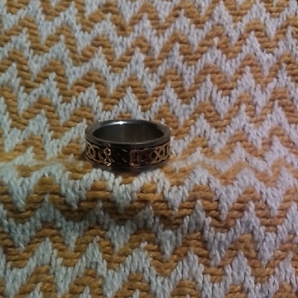 Other - Intricate Two-Tone Celtic Style Ring